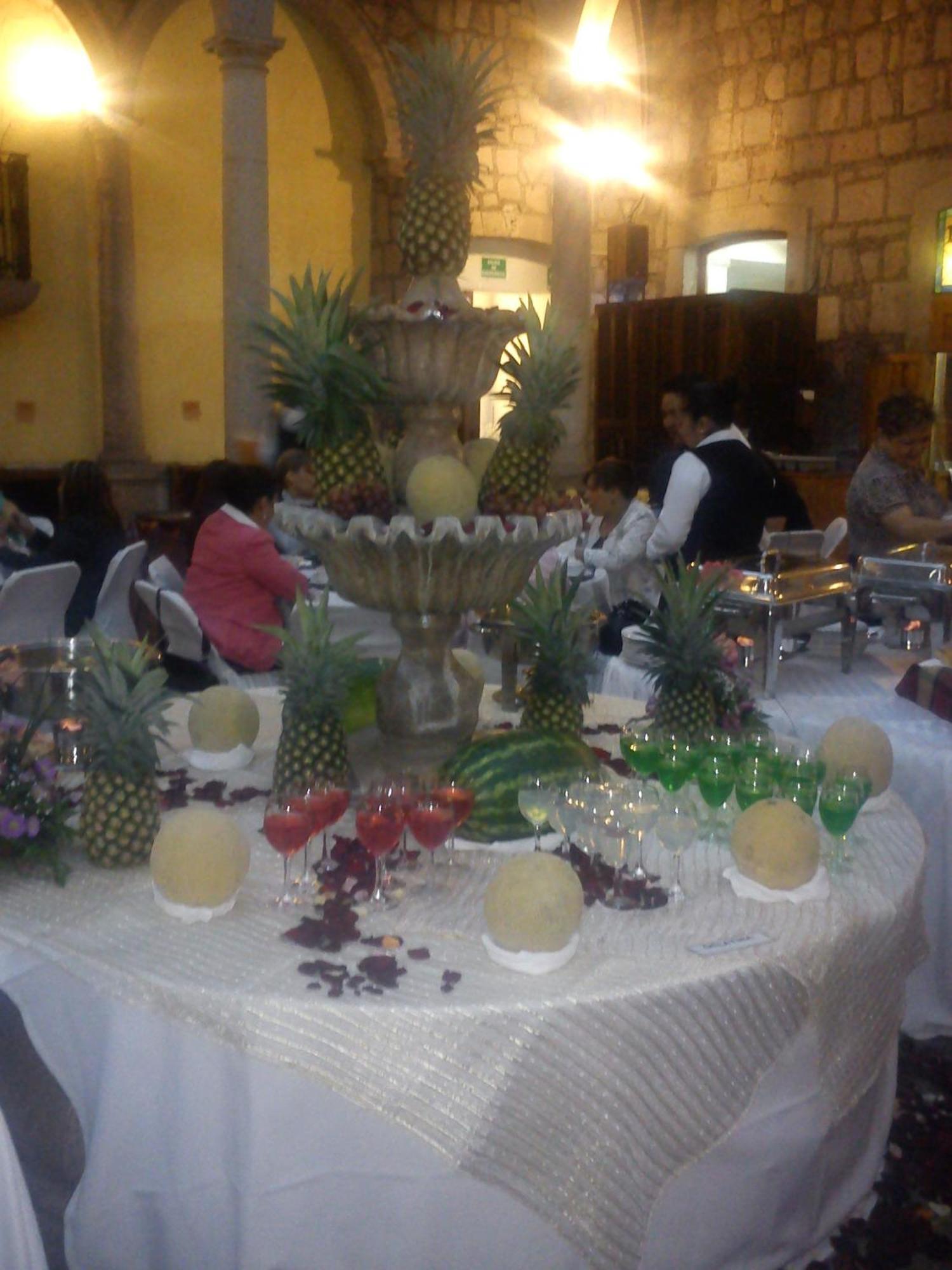 Howard Johnson By Wyndham Morelia Calle Real Esterno foto